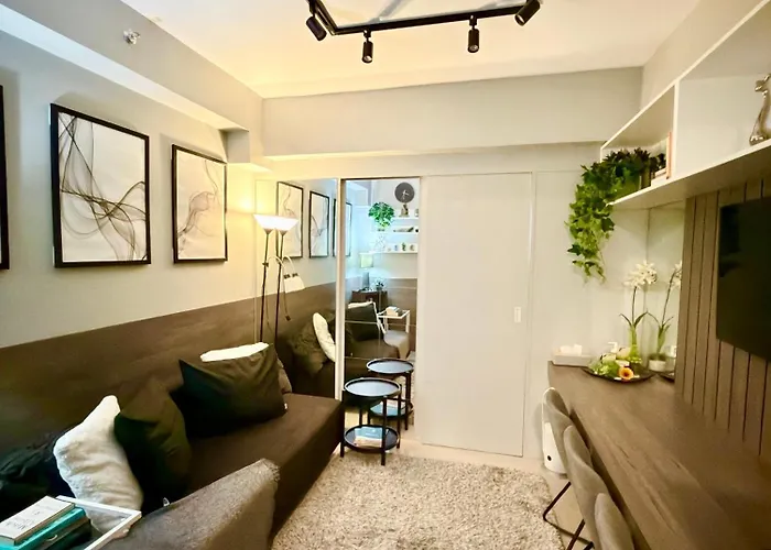 Apartahotel Joie's Coastal Haven Shore 2 Residences