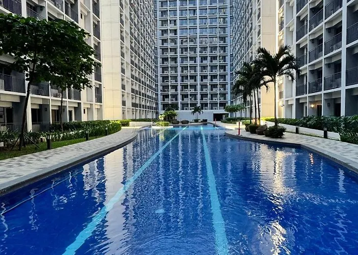 Joie's Coastal Haven Shore 2 Residences * Manila